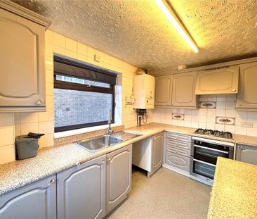 3 bedroom semi-detached house to rent - Photo 6