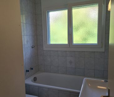 A louer magnifique appartement attique à Moutier 3 pce - Photo 4