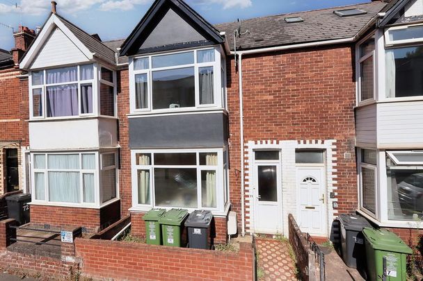 5 bedroom terraced house to rent - Photo 1