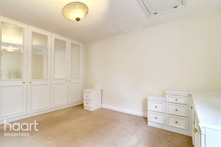 5 bedroom detached house to rent - Photo 4