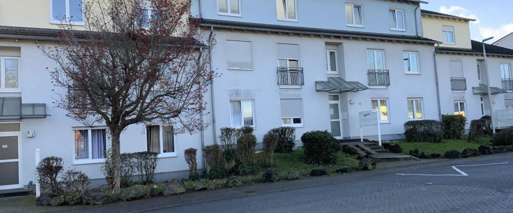 3 Zimmerwohnung mit Wohnberechtigungsschein in Grafschaft zu vermieten - Photo 1