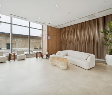 For Lease - 333 Sunseeker Avenue Unit# 320, Innisfil, Ontario - Photo 2