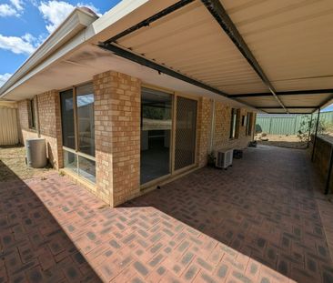 PLEASANT WELL PRESENTED FAMILY HOME - Photo 5