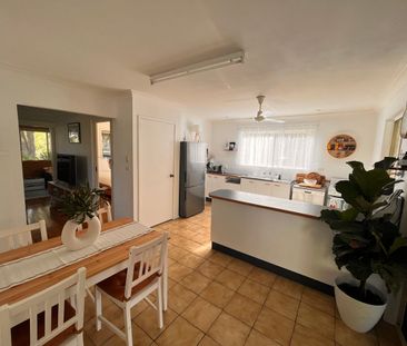 CHARMING CULBURRA BEACH COTTAGE - Photo 6