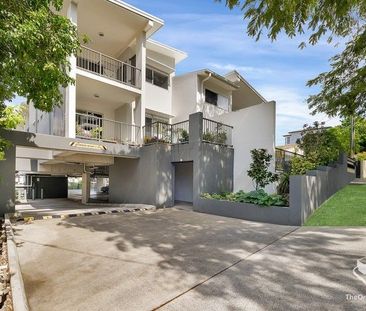 Perfectly Located 2-Bedroom Unit in Leafy St Lucia - Photo 6