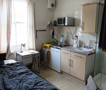 SELF CONTAIN STUDIO FLAT TO LET IN HOLLOWAY, LONDON N7. DSS CONSIDERED - Photo 3