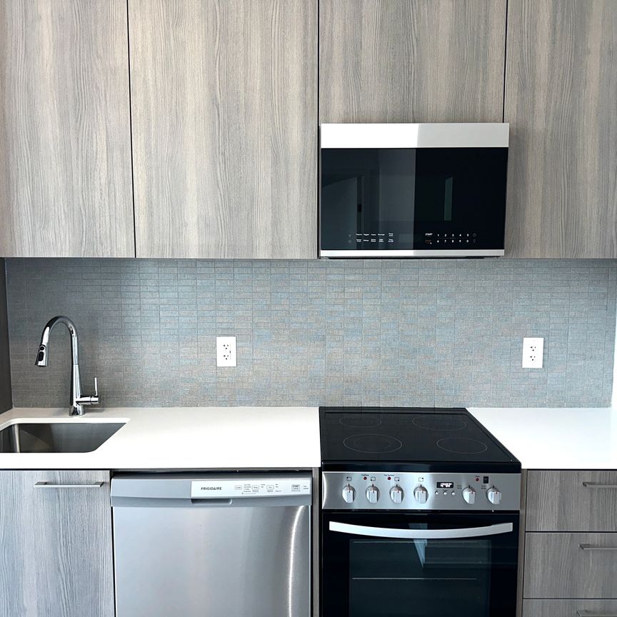 For Lease - 7439 Kingston Road Unit# 1116, Toronto, Ontario - Photo 1