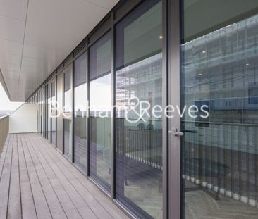 2 Bedroom flat to rent in Merino Gardens, London Dock, E1W - Photo 1