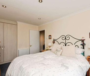 Redgrave Court, Star Lane, Aldershot, GU12 - Photo 6