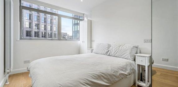 1 Bed Flat, Westminster, SW1H - Photo 2