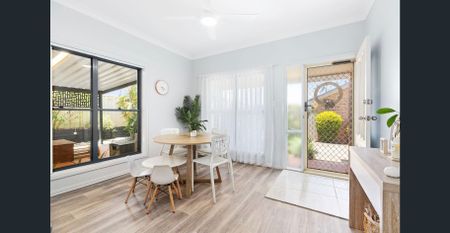 HIDDEN OASIS IN PRIME LOCATION - Photo 2