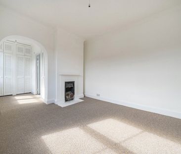 Egerton Avenue, Hextable, Swanley, BR8 7LQ - Photo 2