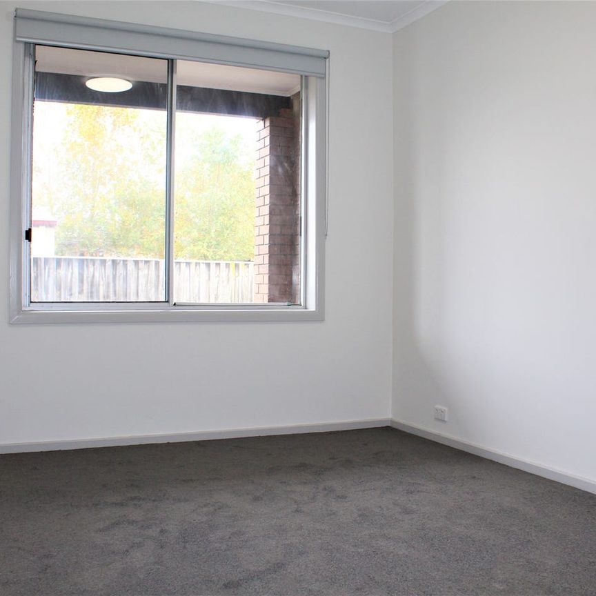 MODERN 2 BEDROOM UNIT - Photo 1