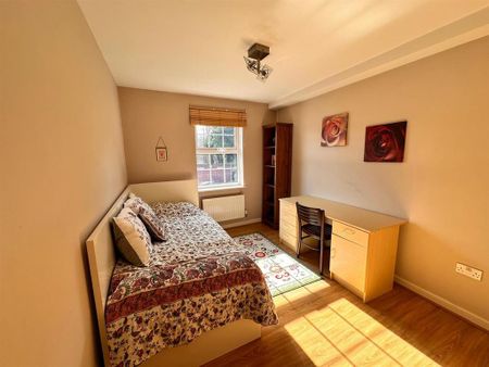 2 bedroom apartment to rent - Photo 4