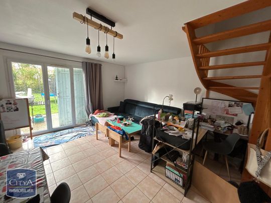 Location Maison 4 pièces 80m² TONNAY CHARENTE 17430 - Photo 1