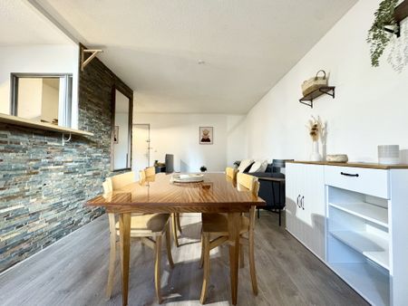 NIMES / VACQUEROLLES - T2 MEUBLE AVEC BALCON, PARKING ET CLIMATISATION - Photo 3