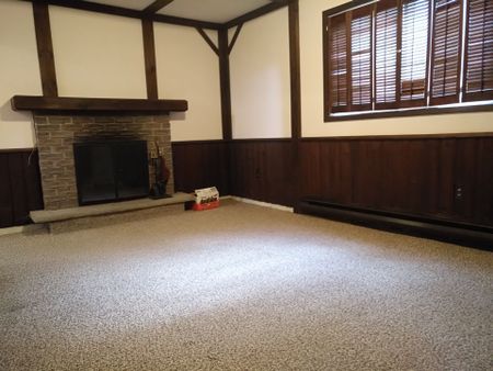 For Lease - 646 Village Parkway Unit# 50, Markham, Ontario - Photo 3