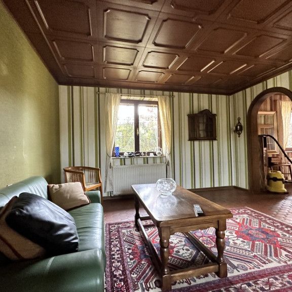 Einfamilienhaus mit viel Freiflächen ab September zur Miete! - Photo 1