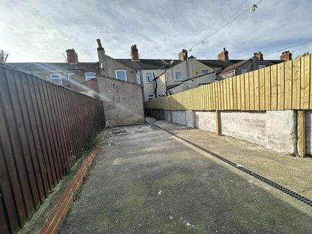 Convamore Road, Grimsby, DN32 - Photo 4