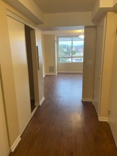 For Lease - 1056 Queens Avenue Unit# 510, Oakville, Ontario - Photo 2