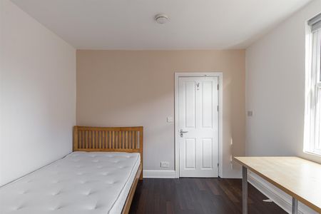 Salters Road, Gosforth, Newcastle Upon Tyne - Photo 3