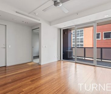 Beautiful Apartment in the heart of the city - Photo 3