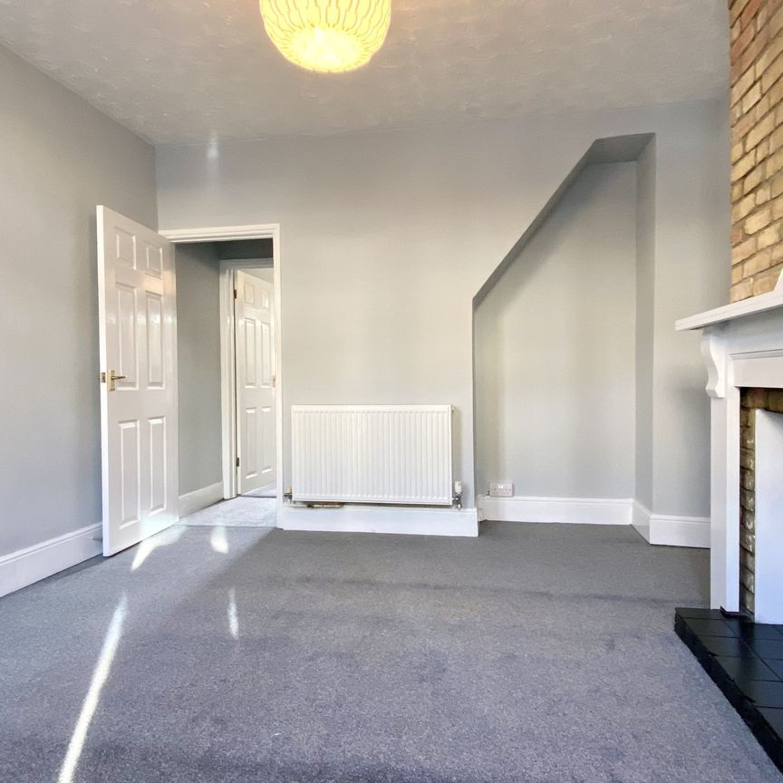 Two Bedroom Terraced House With Ground Floor WC TO LET - Photo 1