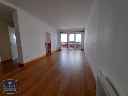 Location Appartement 4 pièces 94m² BOURGES 18000 - Photo 2