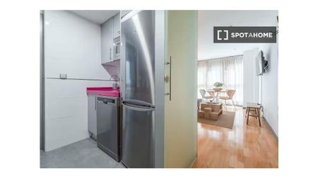 2 room luxury Apartment for rent in Madrid, Spain - Photo 2