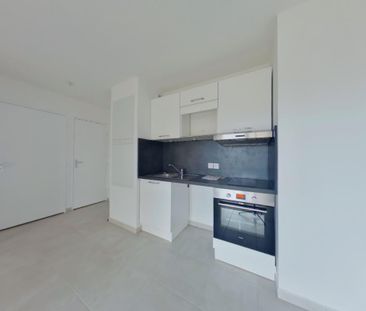 Location Appartement 2 pièces 41m² TOURS 37100 - Photo 1