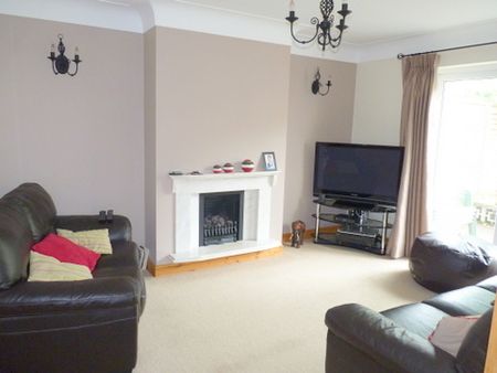 Westminster Drive, Bromborough - Photo 4