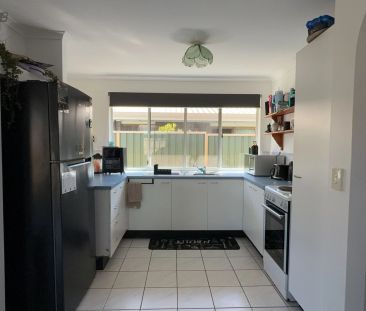 Spacious Family Home with Large Fully Fenced Yard & Comfortable Liv... - Photo 3