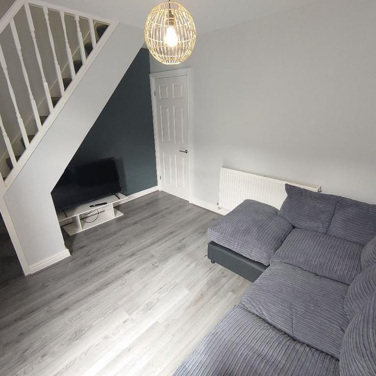 3 bedroom terraced house to rent - Photo 1