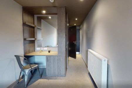 4 bedroom flat share to rent - Photo 2