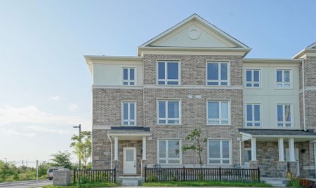 For Lease - 2 Chicago Lane, Markham, Ontario - Photo 2