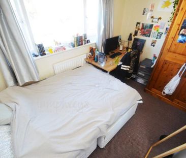 5 bedroom house to rent - Photo 1