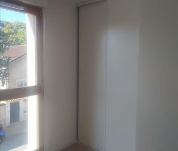 3 pièces - 60,3 m² - 2ème étage - Colocation non autorisée - Photo 4