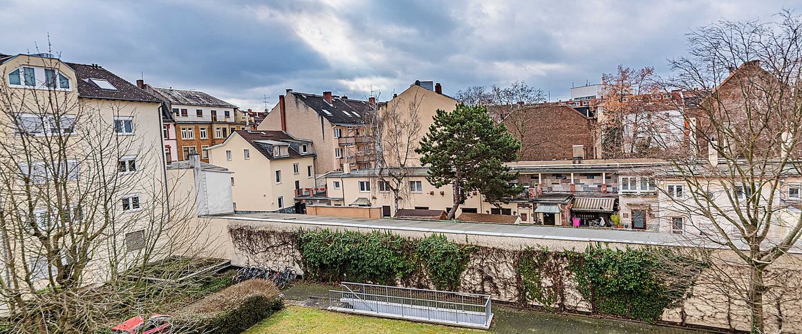 City-Residence: Schönes ruhig gelegenes Apartment in Bockenheim - Photo 1