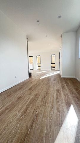 Modern 3BR Townhouse in Half Moon Bay - Photo 4