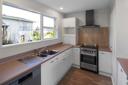 Kelson Living - Photo 5