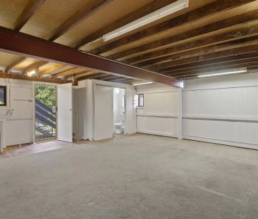 Perfect family Home! - Photo 6