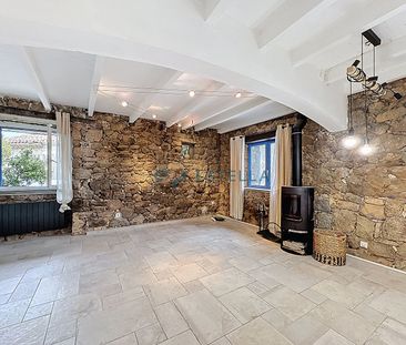 Maison en pierre rénovée 4 Chambres 111 m2, - Photo 1