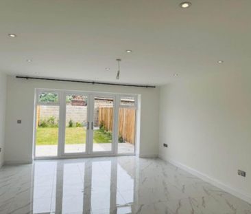 4 bedroom townhouse to rent - Photo 1