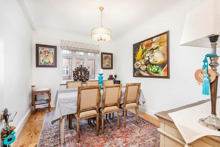 3 bedroom flat to rent - Photo 4