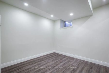 135 Jane Street #5 - Photo 3