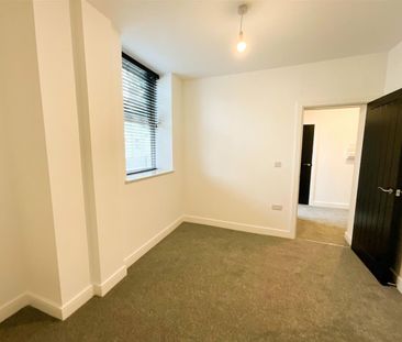 The Old Court House - Photo 5