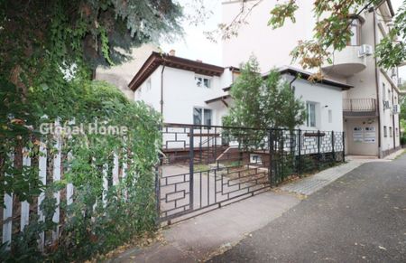 CASA GRADINA ICOANEI | An 2001 | 4 cam | 146 mp | RENOVATA 2 - Fotografie 4