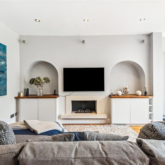 5 bedroom semi-detached house to rent - Photo 1