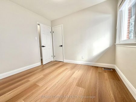 For Lease - 550 Third Line, Oakville, Ontario - Photo 4