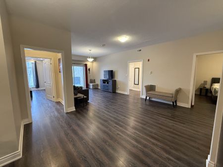 For Lease - 8111 Forest Glen Drive Unit# 332, Niagara Falls, Ontario - Photo 5